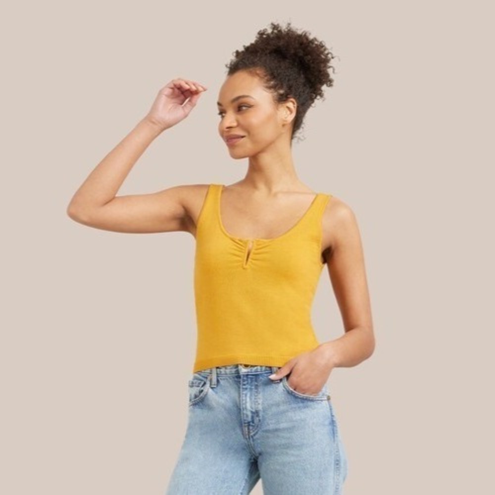 Modern‎ Citizen Womens Farrah Notch Neck Tank Size M Mustard Sleeveless Crop